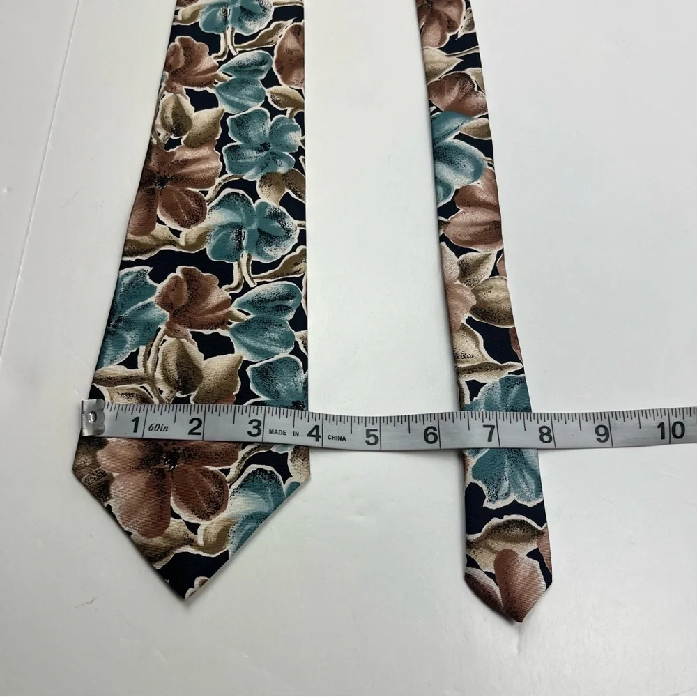 Oscar De La Renta Neckwear Blue Tan Floral Patterned Mens Tie Office Work Preppy